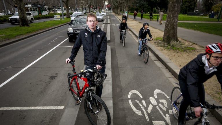 st kilda road bike lane